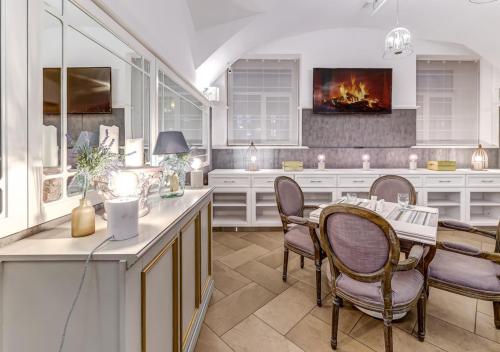 Volkov Hotel - image 3