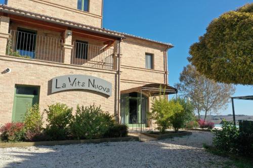  La Vita Nuova in Morro dʼAlba
