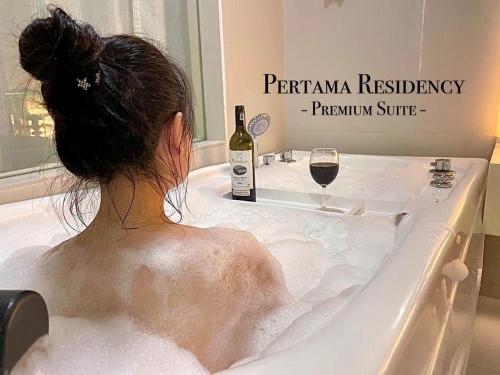 Private Jacuzzi Staycation at KL City 152, Kuala Lumpur