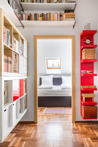 Relax Into Loft Living At A Light-Filled City Escape - image 12