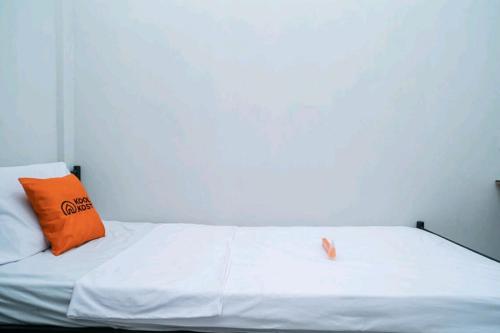 KoolKost At Jalan Sadang Serang - Minimum Stay 30 Night