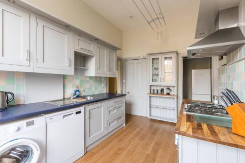 Picture of Stunning 3 Bedroom Flat In Bruntsfield