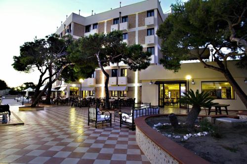 Best Western Ara Solis - image 12