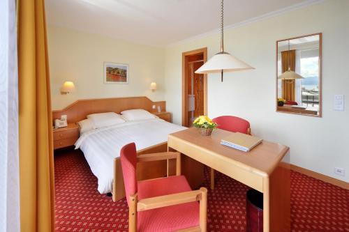 Chambre double, vue sur le lac