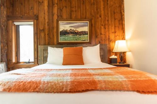 Bentwood Inn