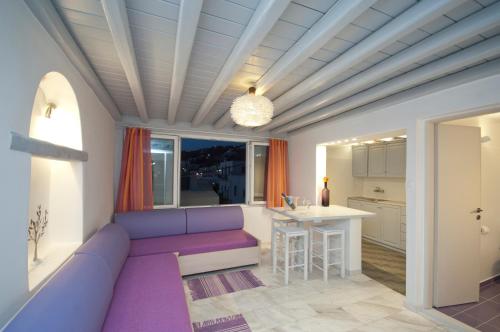 Mykonos Marina - image 4