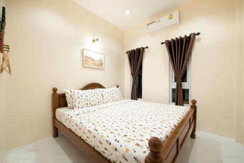 Baan Bussarin (B5) Huahin88