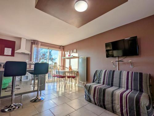 Zimmer, Appartement cosy avec parking proche port et plage in Agde
