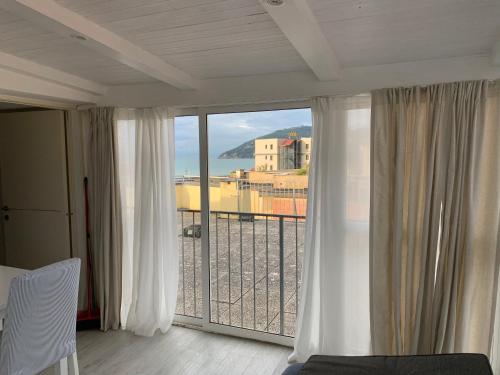 Balcony/terrace, Cosy Apartment with Terrace view in Sarzana Italy in Sarzana