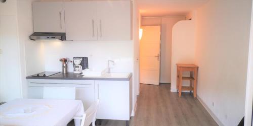 Résidence Cap Azur Appartement 209 - Location saisonnière - Villeneuve-Loubet