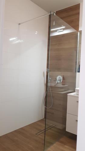 Nowoczesny apartament przy Aquapark Reda
