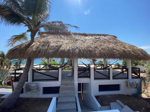 Viesnīcas āriene, Beachfront Paradise Boutique Hotel - Breeze Room I in La Ventanilla
