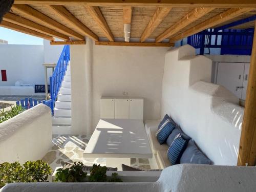  Smart Cozy 4 pers. apart. in Costa Ilios resort Myconos in Ornos
