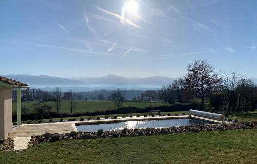 สวน, La Maison des 3 Chouettes in ปรูเปียรี