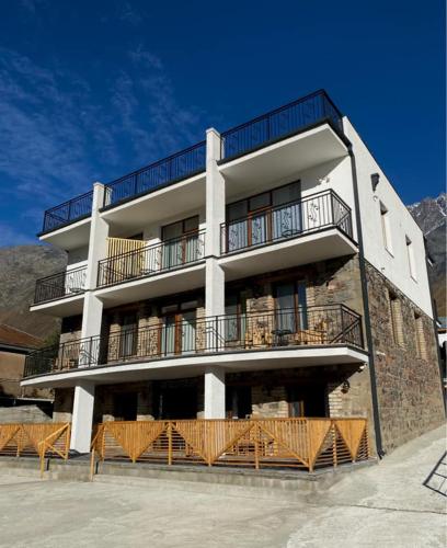 Mood Hotel Kazbegi, Stepancminda