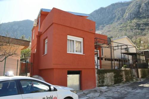 Beautiful house in Kotor