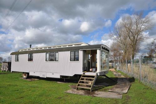Gypsy Waggon - A villa on wheels 3