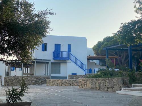  Smart Cozy 4 pers. apart. in Costa Ilios resort Myconos in Ornos