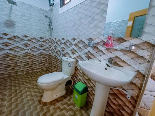 Standard Double Room with Fan image 1