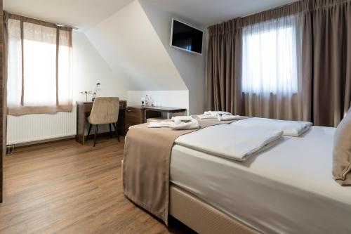 Hotel Myrsini - image 14