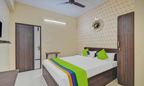 Standard Double Room room in Treebo Everest Residency Tidel Park 15 Mins From Coimbatore International Airport