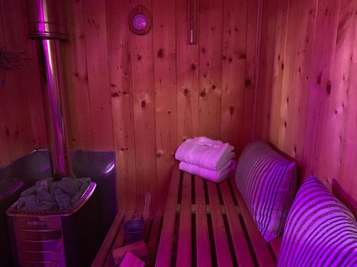 A casa di Sophi Lago Maggiore Private outdoor Sauna in Angera