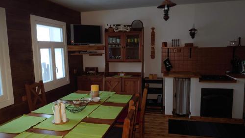 Drevenica Goralský Dvor (Drevenica Goralsky Dvor) in zdiar