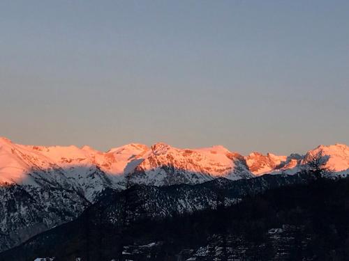 Appartements duplex dans chalet - Pleiades -, skis aux pieds avec clefs a disposition via agence -no in Ризул