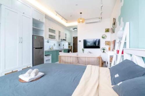 Aura Home 79