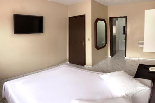 Double Room image 2
