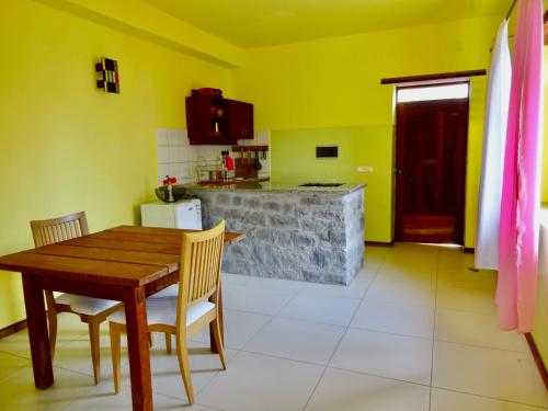 Apartment with sea view near the beach and the village center!, Tarrafal (zdjęcie 10)
