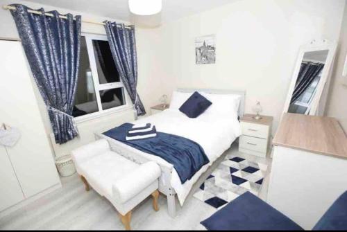 “John Bs” 1 Bedroom Apartment in Ardara