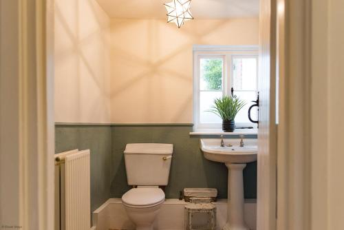 Old Post Office sleeps 4 by Bloom Stays Old Post Office sleeps 4 by Bloom Stays