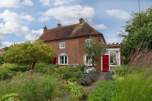 Old Post Office sleeps 4 by Bloom Stays Old Post Office sleeps 4 by Bloom Stays