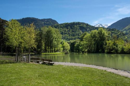 Çevredekiler, Neptun 2 (im Zentrum von Bad Ragaz) in Bad Ragaz