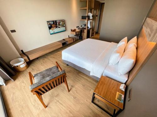 335741437 The Teak Hotel