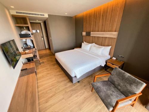 335742278 The Teak Hotel