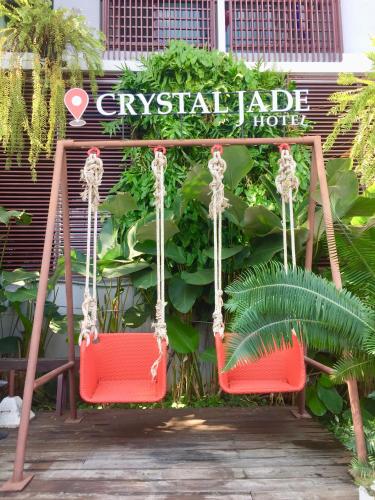 Crystal Jade Hotel