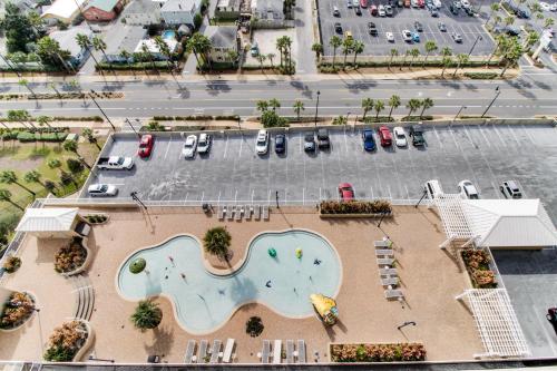 1404 Laketown Wharf