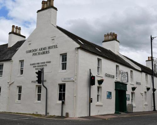 Gordon Arms Hotel - Accommodation - Fochabers