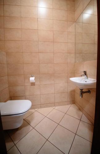 Two-Bedroom Apartment image 6