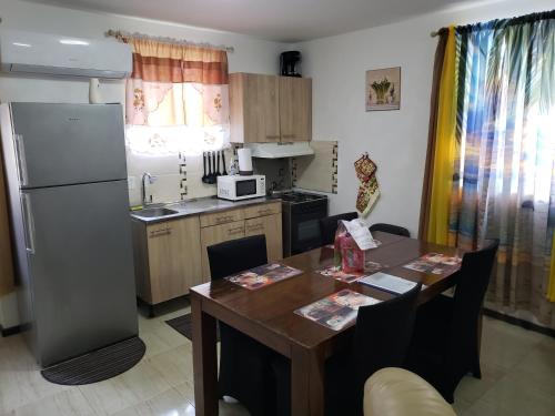 Grand Sun Valley Residences in บริเฟนคัต