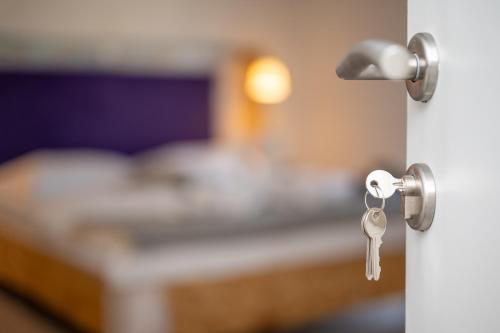 Double Room with Private Bathroom image 7