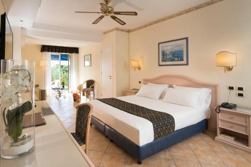 Sant Alphio Garden Hotel & SPA - image 3