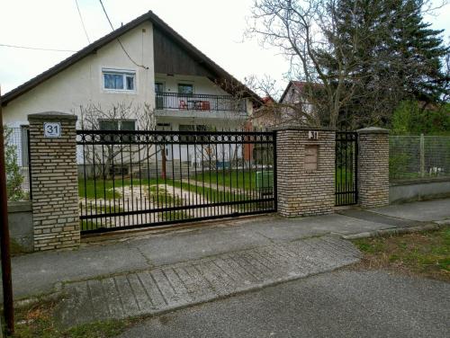 外観, Felhő Apartman (Felho Apartman) in バラトンフレッド