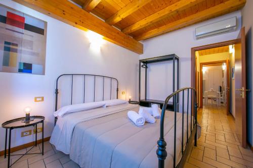 Le Stanze del Lago Apartments - image 14