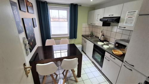 Parklife Apartments - image 5