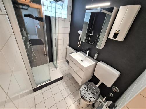 Parklife Apartments - image 4