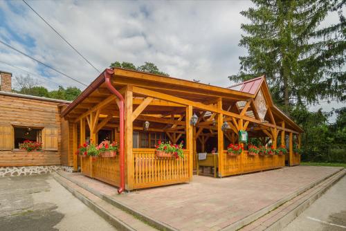 Lipicai Hotel és Étterem – Szilvásvárad, FL