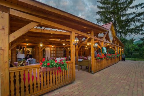 Restorāns, Lipicai Hotel es Etterem in Zilvasvarada